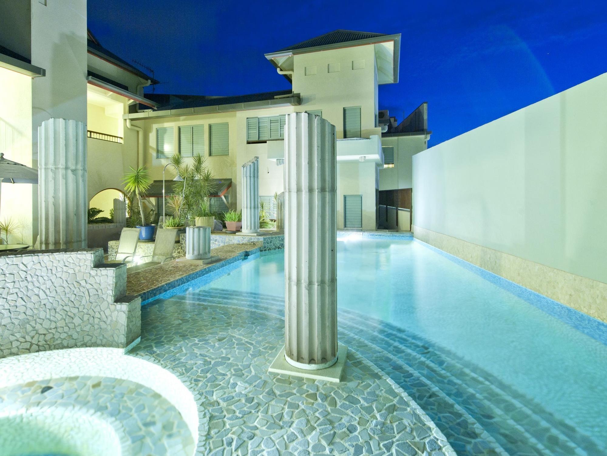 Mantra In The Village Port Douglas Exterior foto